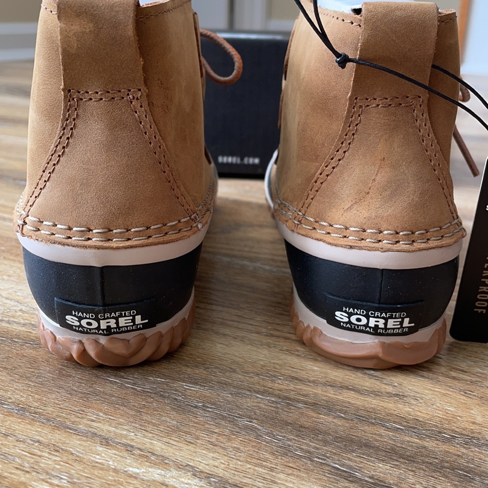 Sorel Out N’ About Duck Boot in Elk NWT - Picture 8 of 12
